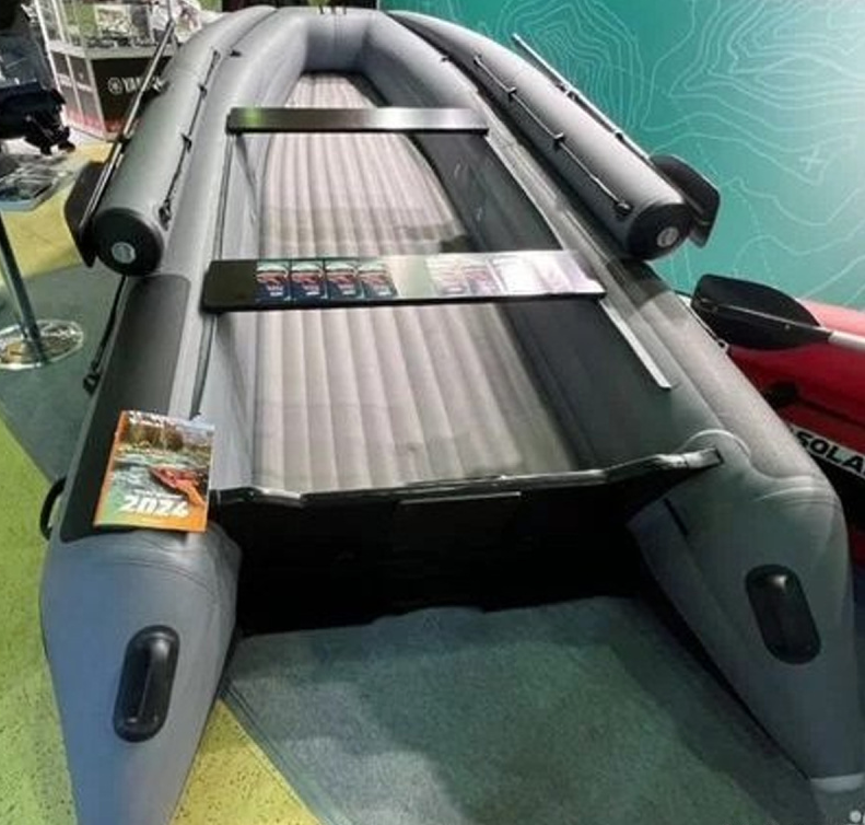 Лодка надувная моторная SOLAR-470 CARAVAN Jet tunnel (EXPEDITION)